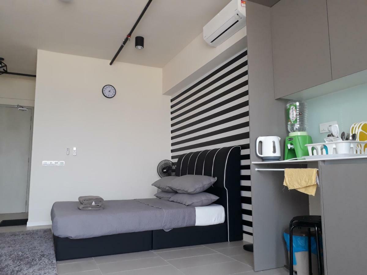 Mufasa Suites At Tamarind Suites With Wifi Netflix Coway Level 8 Cyberjaya Eksteriør bilde