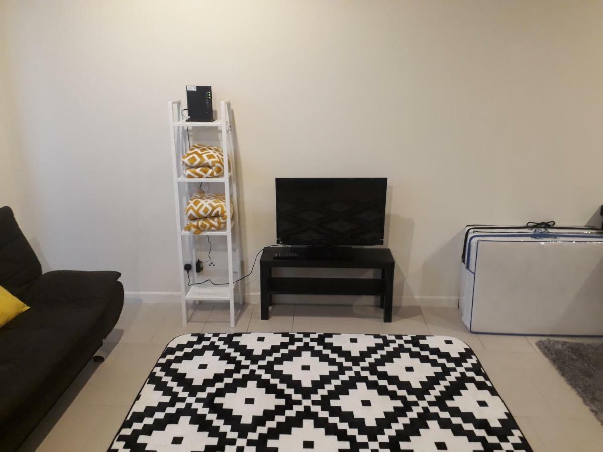 Mufasa Suites At Tamarind Suites With Wifi Netflix Coway Level 8 Cyberjaya Eksteriør bilde